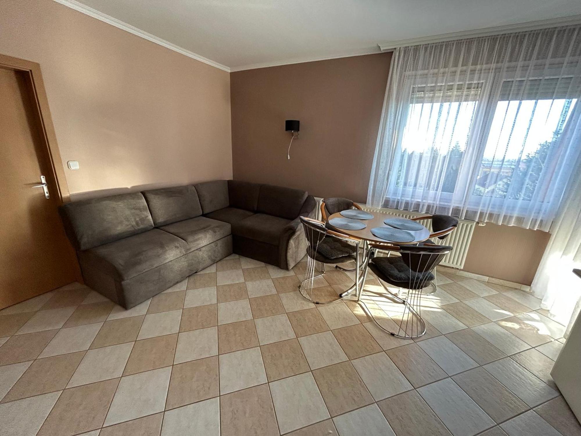 Jozsef Apartments House Залакарош Экстерьер фото